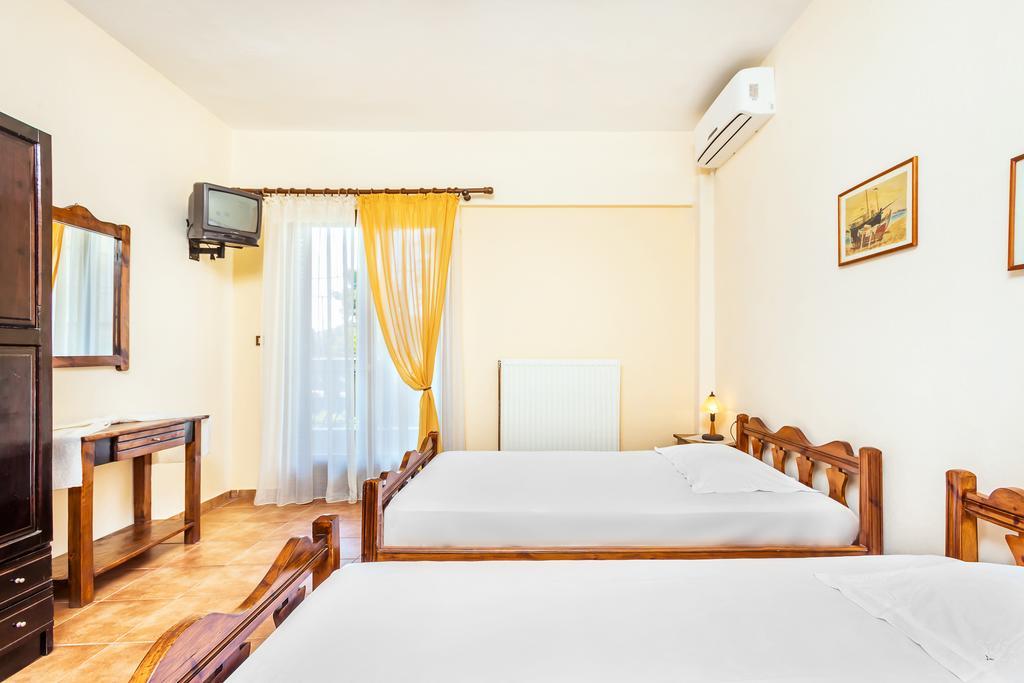 Xenios Loutra Village Karnagio Exterior foto