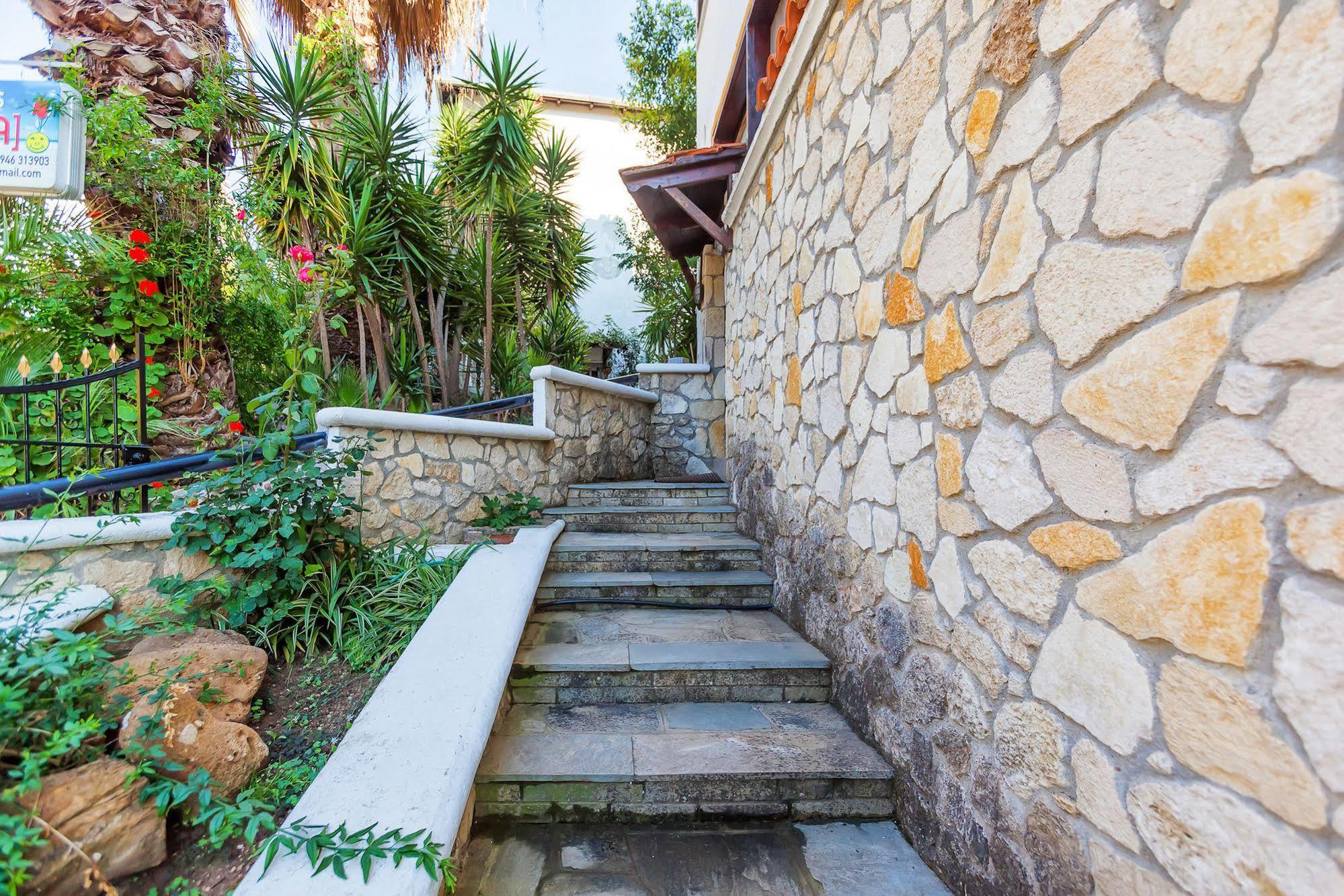 Xenios Loutra Village Karnagio Exterior foto